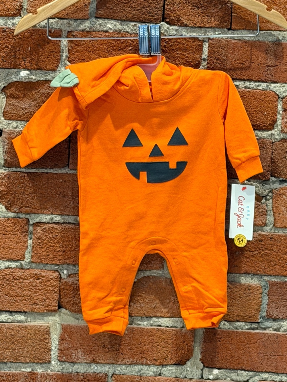 π NWT Cat & Jack Halloween Baby Outfit Bundle - Romper - Sweatsuit - Pumpkin π - Picture 5 of 16